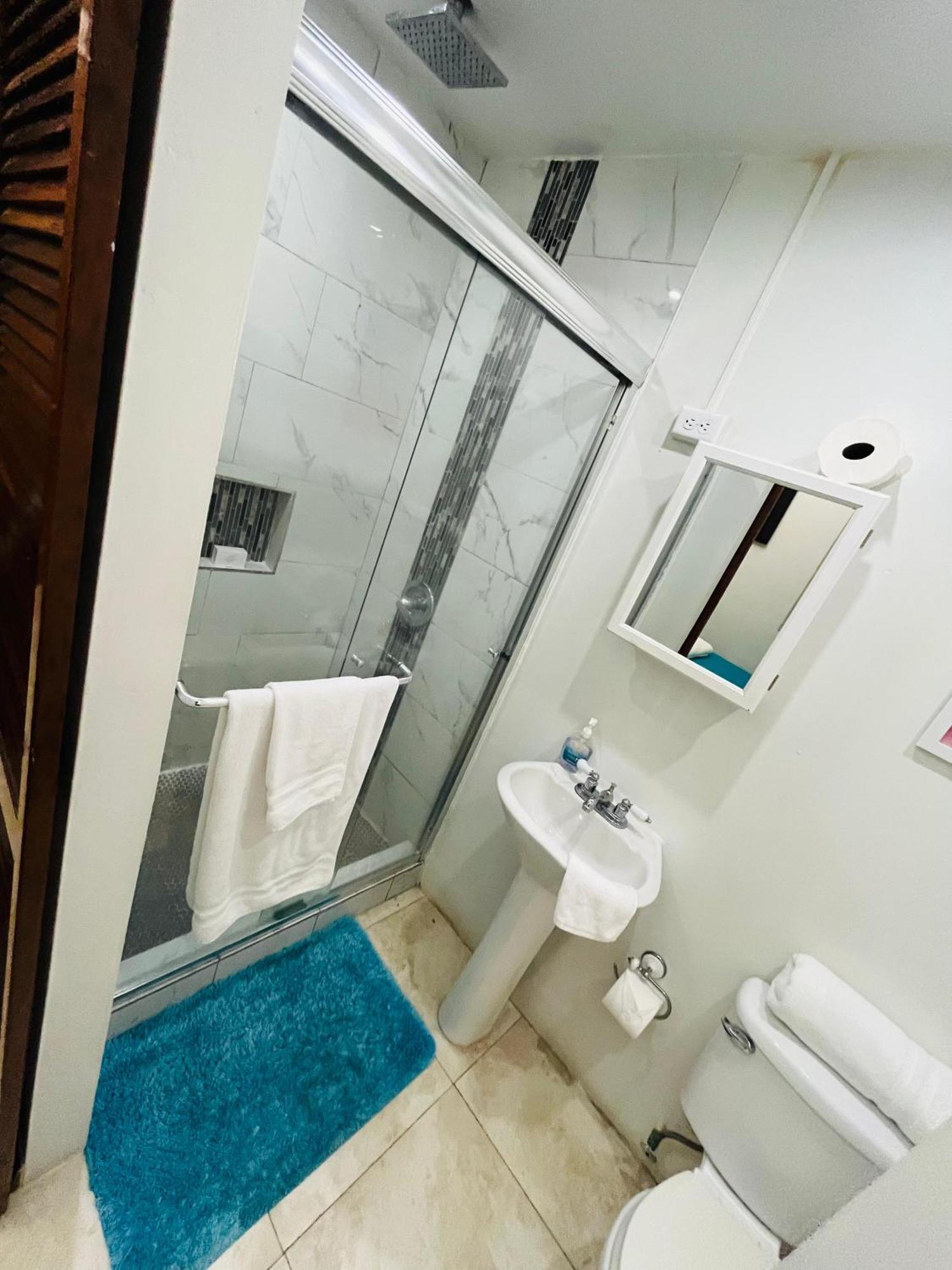 Hotel Libertad Lares 외부 사진