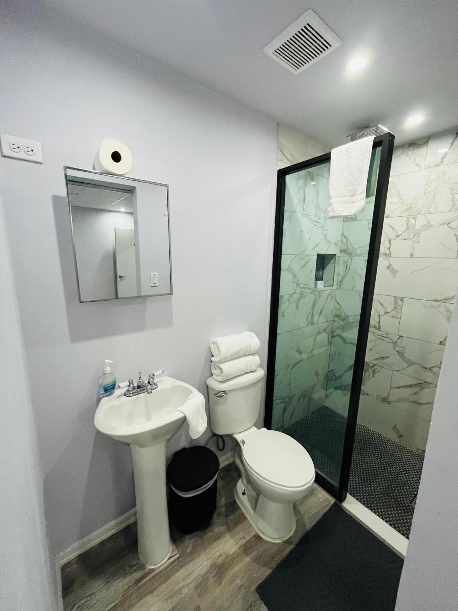 Hotel Libertad Lares 외부 사진