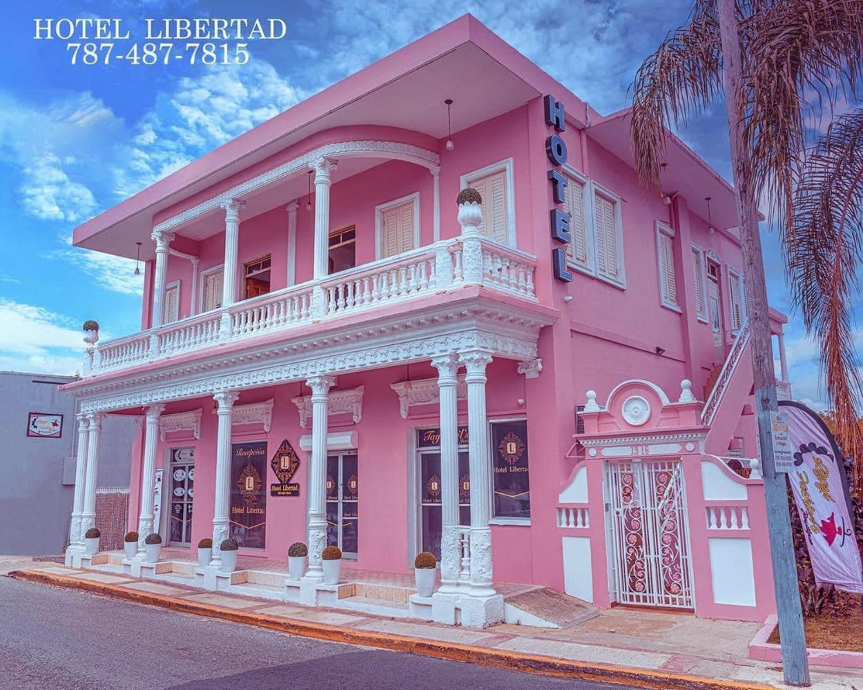 Hotel Libertad Lares 외부 사진