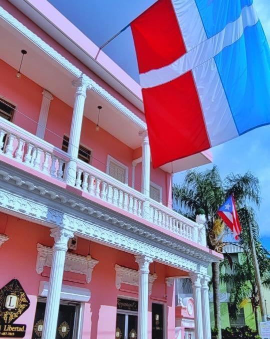 Hotel Libertad Lares 외부 사진